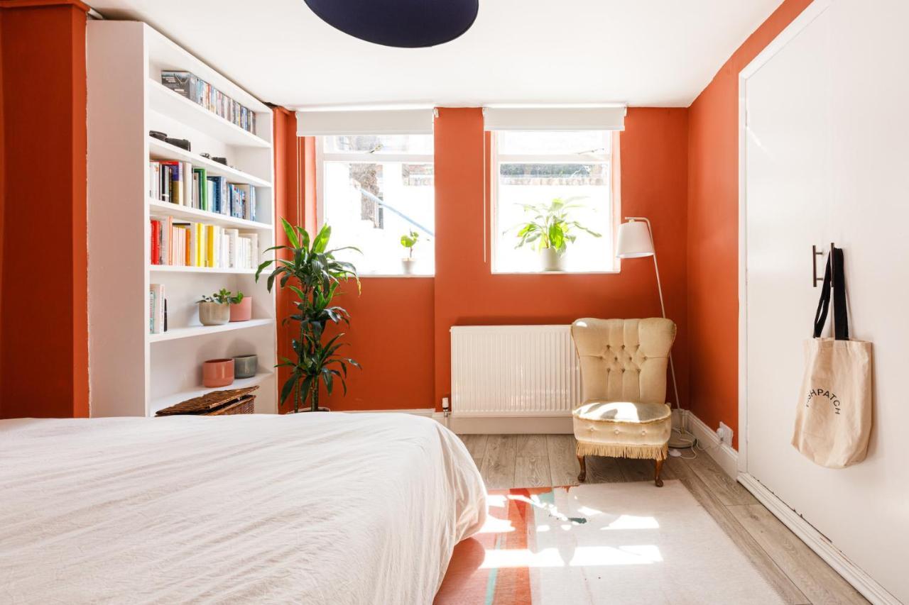 Colourful, 1-Bedroom Victorian Flat With Garden Londen Buitenkant foto